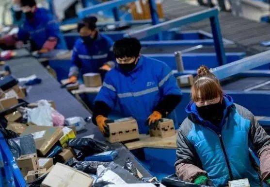 祖冲之号 62比特可编程超导量子计算原型机引领量子计算技术服务新纪元